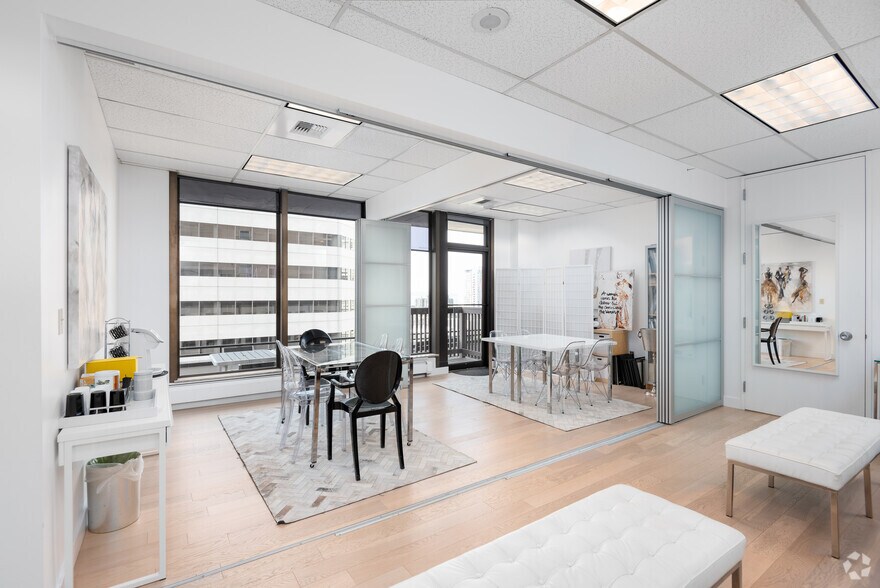 More Photos Of 2200 6th Ave, Seattle Office For Lease