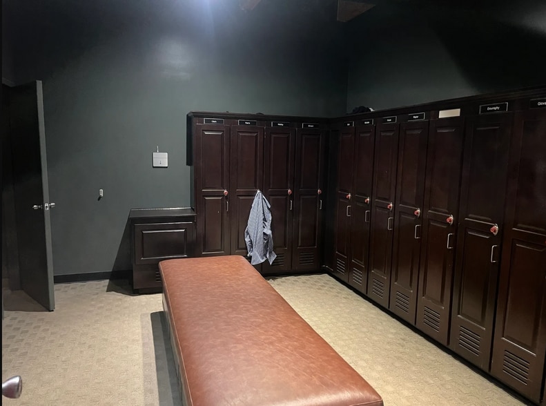 More Photos Of 216 S Jefferson St, Chicago Loft Creative Space For Sale