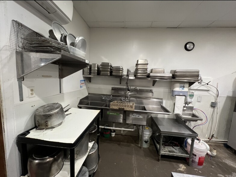 More Photos Of 8291 Savannah Hwy Hwy, Norway Restaurant For Sale