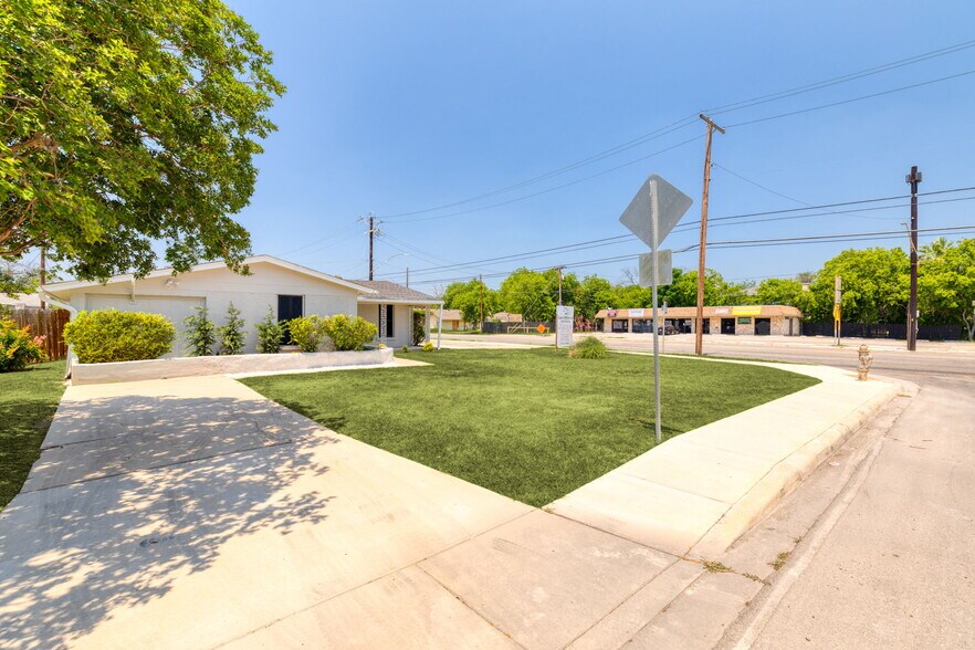 More Photos Of 5231 San Pedro Ave, San Antonio Office Residential For Sale