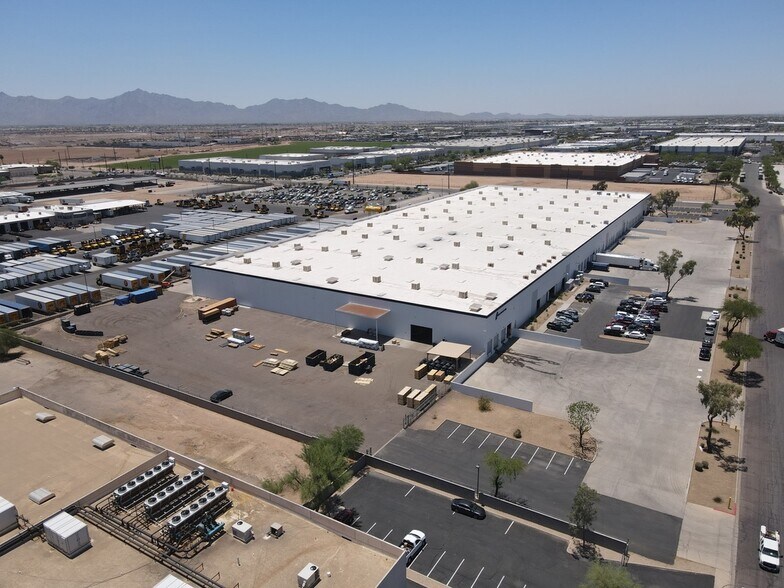 More Photos Of 2225 S 43rd Ave, Phoenix Distribution For Lease
