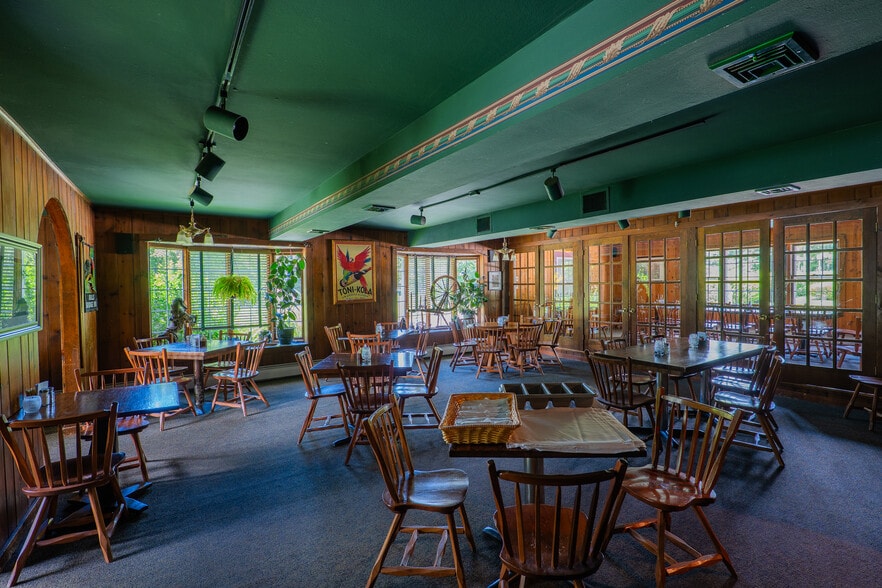 More Photos Of 333 Kent Rd, Kent Restaurant For Sale