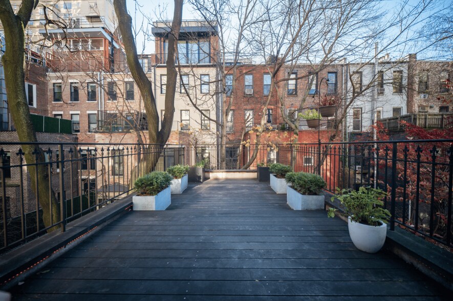 More Photos Of 28 W 89th St, New York Apartments For Sale
