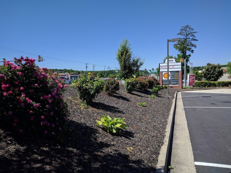 More Photos Of 9999 Brook Rd, Glen Allen Freestanding For Lease