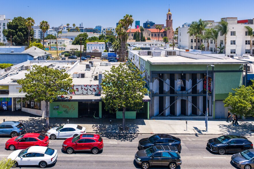 More Photos Of 1536 N Highland Ave, Los Angeles Office For Sale
