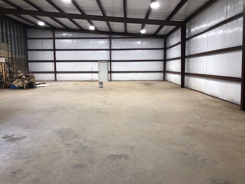 More Photos Of 3051 Highway 1 South, Donaldsonville Light Distribution For Lease