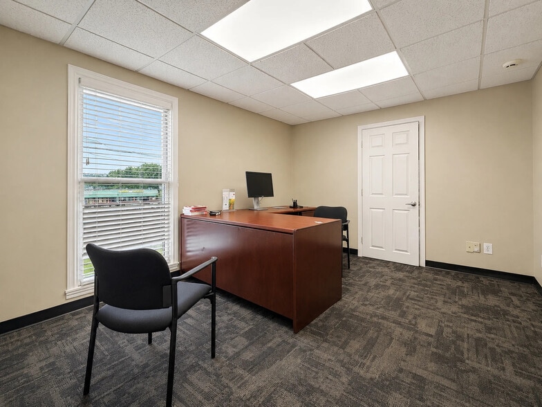 More Photos Of 981 Us Highway 431, Boaz Office For Sale