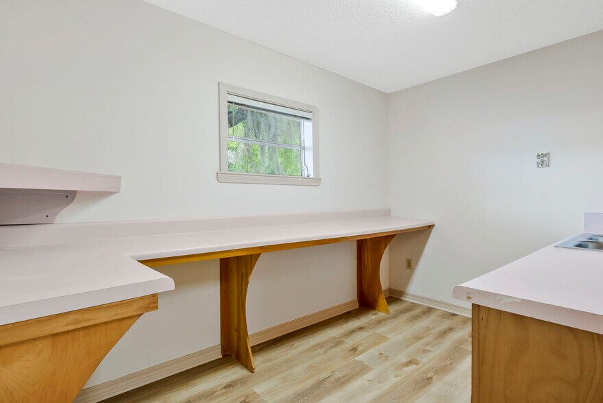 More Photos Of 5603 Stewart St, Milton Medical For Sale