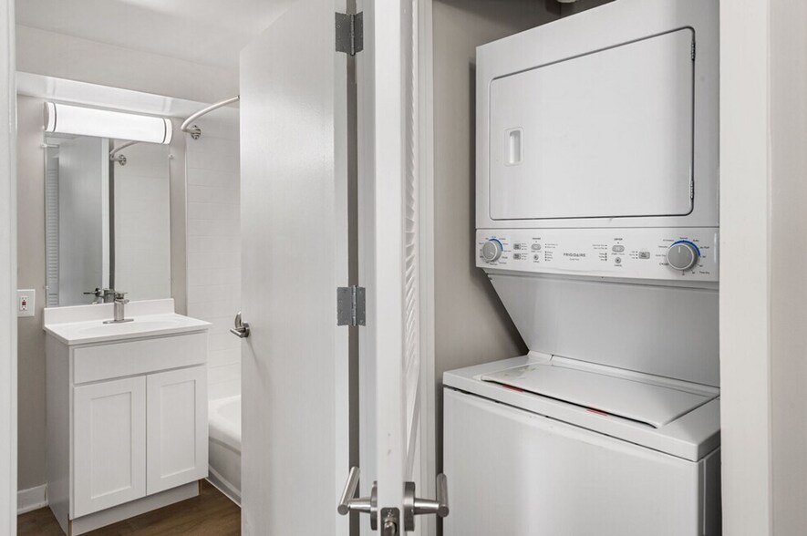 More Photos Of 30 Cattano Ave, Morristown Apartments For Lease