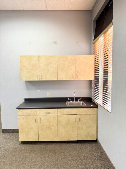 More Photos Of 725 W Elliot Rd, Gilbert Medical For Lease