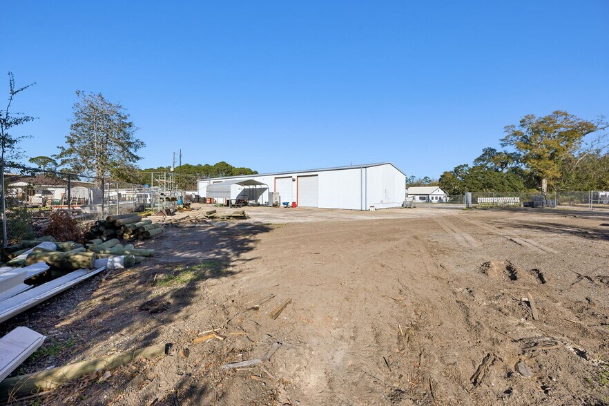 More Photos Of 142 Big a Way, Saint Marys Industrial For Sale