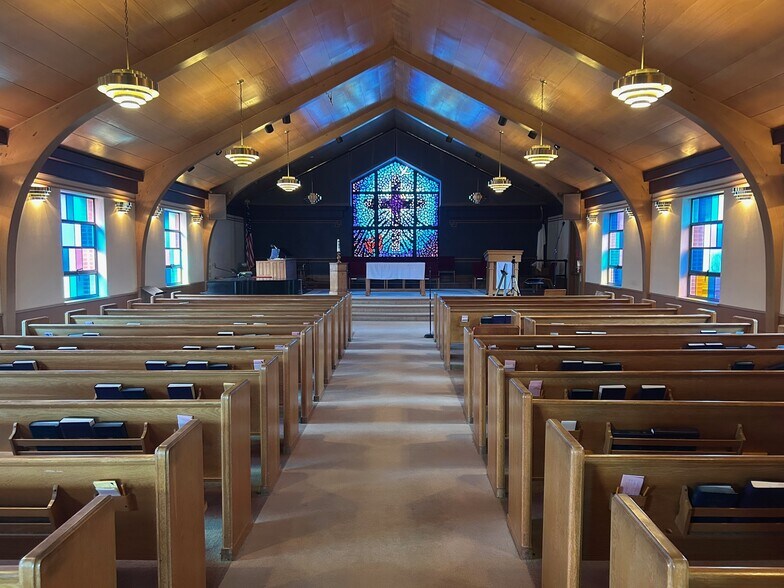 More Photos Of 21 Cromwell Rd, Cincinnati Religious Facility For Sale