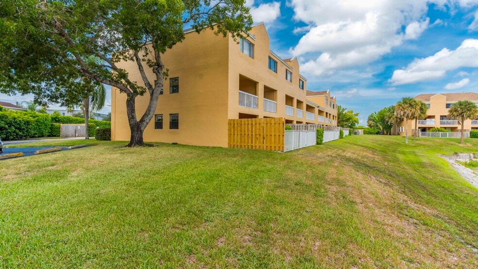 More Photos Of , Fort Lauderdale Multifamily For Sale