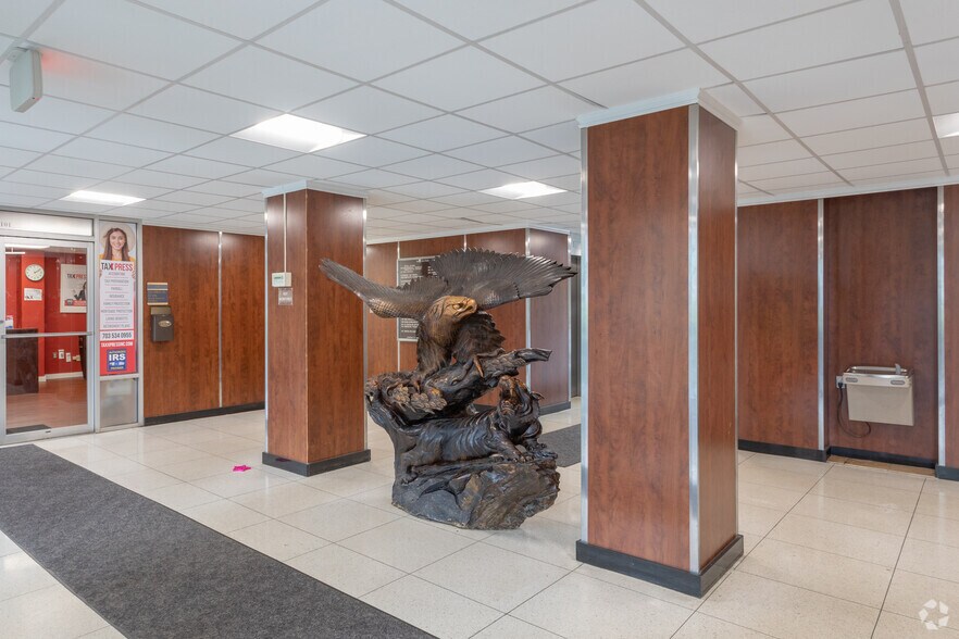 More Photos Of 6521 Arlington Blvd, Falls Church Office For Sale