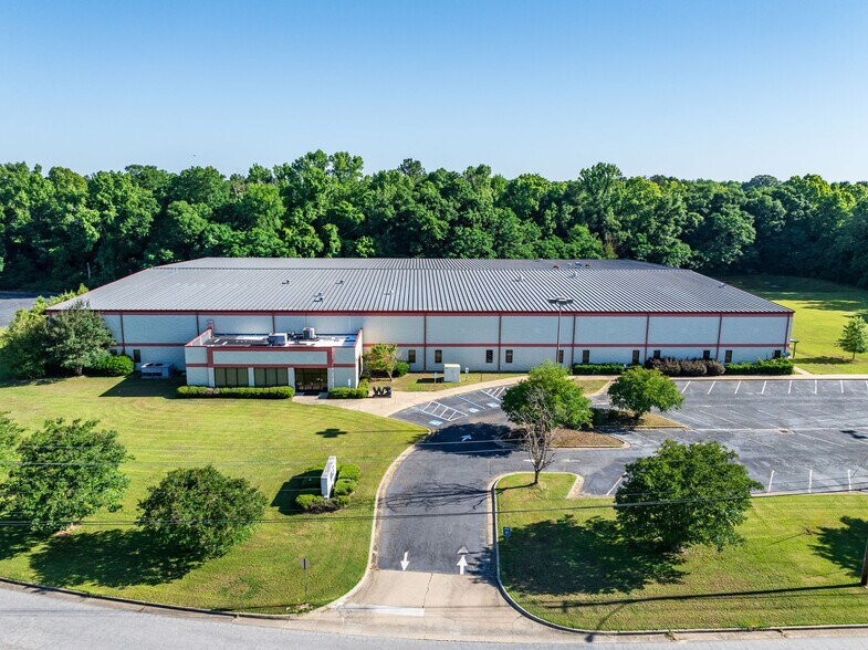 Primary Photo Of 4580 Cargo Dr, Columbus Manufacturing For Lease