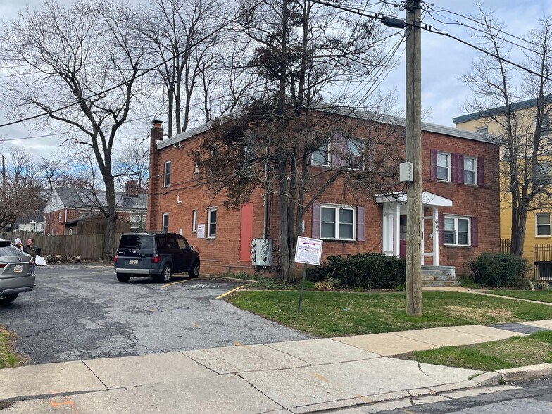 Primary Photo Of 1007 E University Blvd, Takoma Park Apartments For Sale