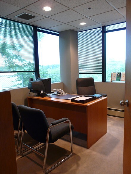 More Photos Of 935 Northern Blvd, Great Neck Medical For Sale