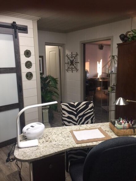 More Photos Of 890 OK STATE HIGHWAY 28 EAST, Langley Office Residential For Sale