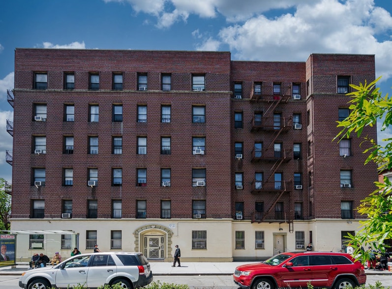 More Photos Of 2001 Grand Concourse, Bronx Apartments For Sale