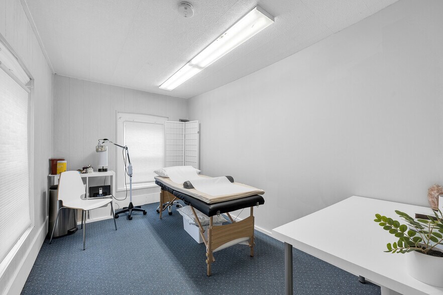More Photos Of 63 S Main St, Natick Medical For Sale