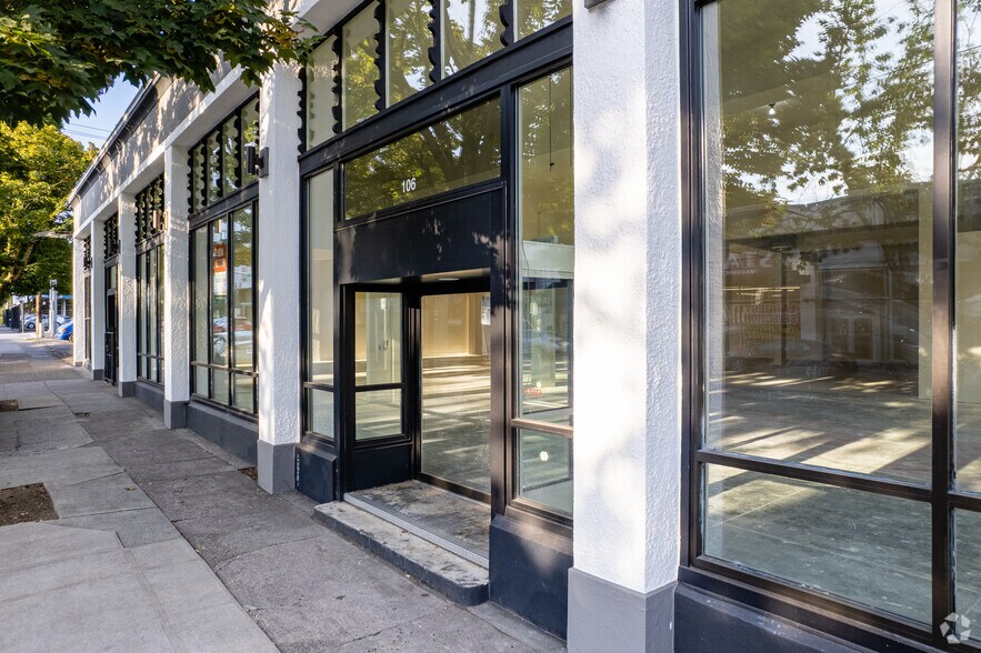 More Photos Of 106 NE Grand Ave, Portland Restaurant For Lease