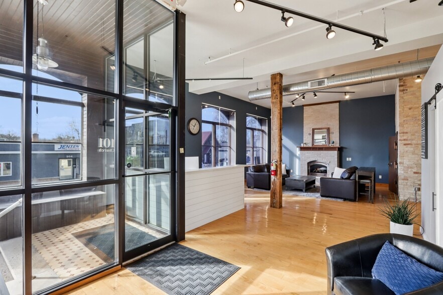 More Photos Of 101 Church St, Lake Mills Loft Creative Space For Sale