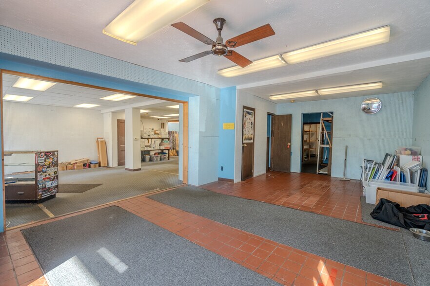 More Photos Of 3532 W Genesee St, Syracuse Restaurant For Sale