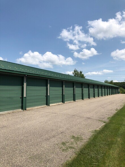 More Photos Of 715 22nd Ave E, Alexandria Self Storage For Sale
