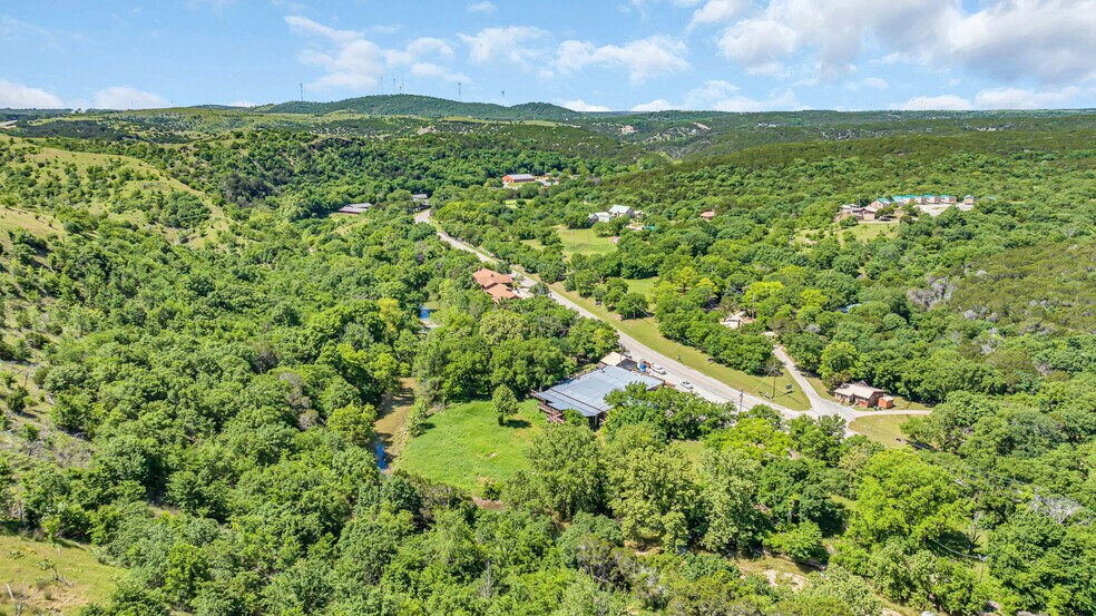 More Photos Of 4565 US-77 Hwy, Davis Specialty For Sale