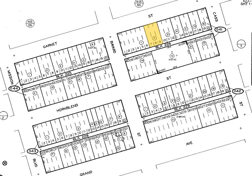 More Photos Of 929-933 Garnet Ave, San Diego Storefront For Lease