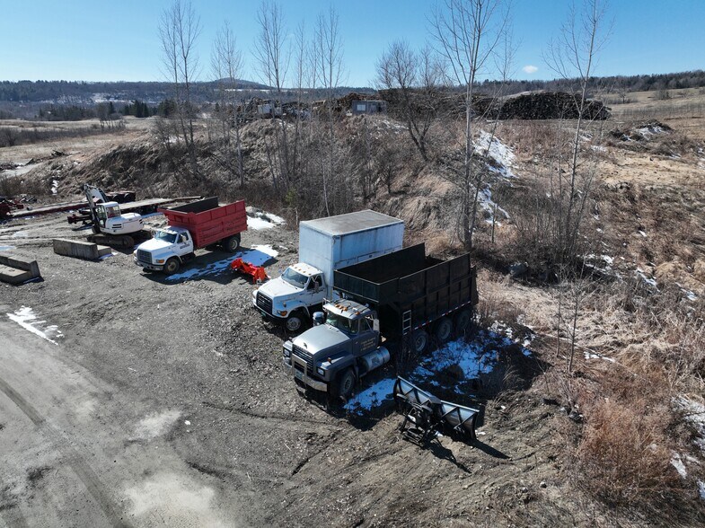 More Photos Of 109 River Rd, Orleans Specialty For Sale