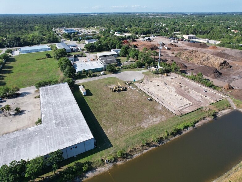 More Photos Of 5000 42nd pl, Vero Beach Industrial For Sale