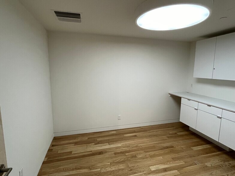 More Photos Of 1650 Jackson St, San Francisco Apartments For Sale