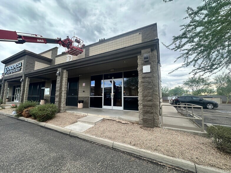 More Photos Of 21035 N Cave Creek Rd, Phoenix Storefront Retail Office For Sale