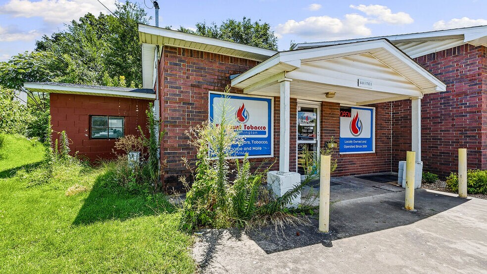 More Photos Of 65 W Main St, Farmington Freestanding For Sale