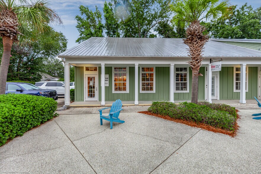 Primary Photo Of 71 Dagullah Way, Pawleys Island Medical For Lease