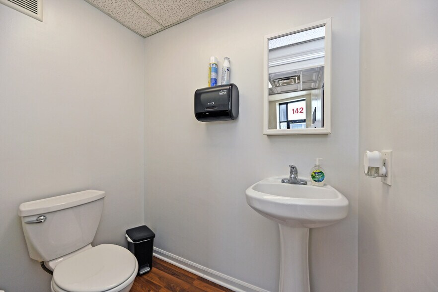 More Photos Of 140-142 W Pike St, Covington Storefront Retail Office For Sale