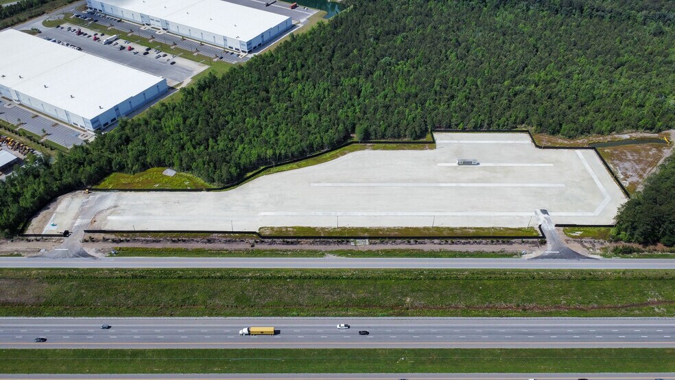 More Photos Of 1430 Business Park Rd, Summerville Warehouse For Lease