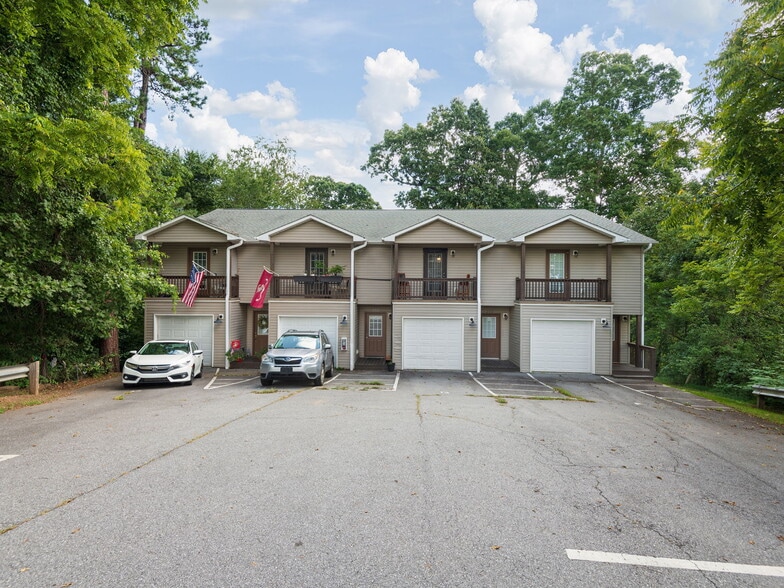 More Photos Of 222 T F Kirkpatrick Way, Candler Apartments For Sale