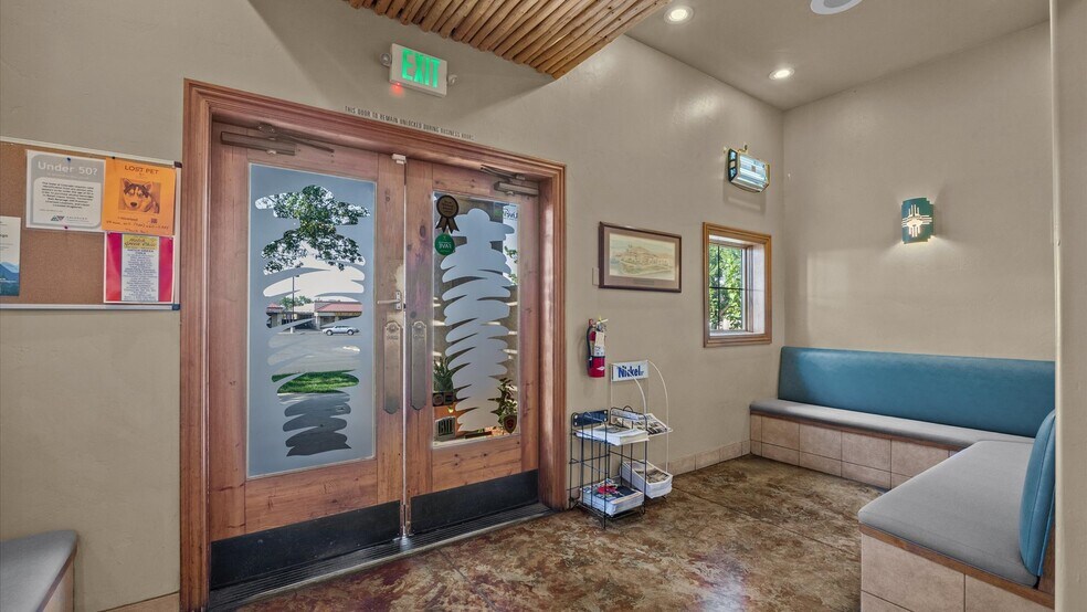 More Photos Of 3245 I-70 Business Loop, Clifton Restaurant For Sale