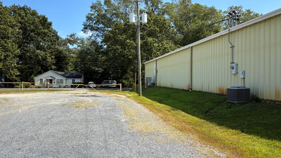 More Photos Of 6 Redmond Ct NW, Rome Industrial For Sale