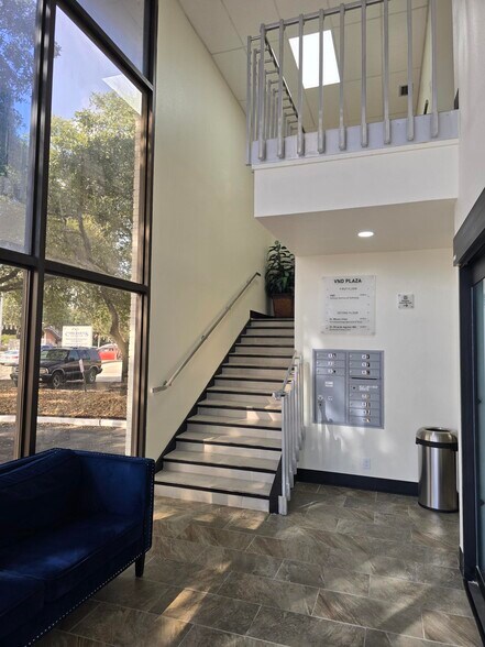 More Photos Of 8534 Village Dr, San Antonio Medical For Lease