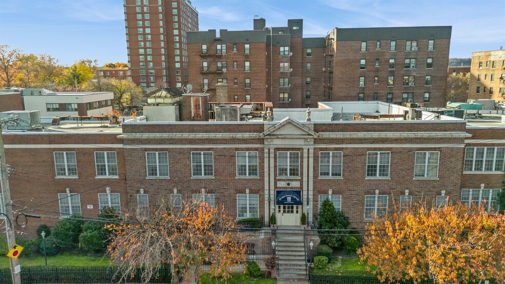 More Photos Of 3 Lehman Ter, Yonkers Congregate Senior Housing For Sale