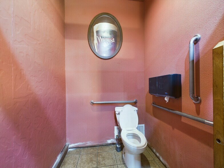 More Photos Of 4512 E M-21, Corunna Restaurant For Sale