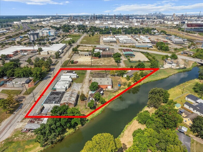 More Photos Of 704 W Shaw Ave, Pasadena Land For Sale