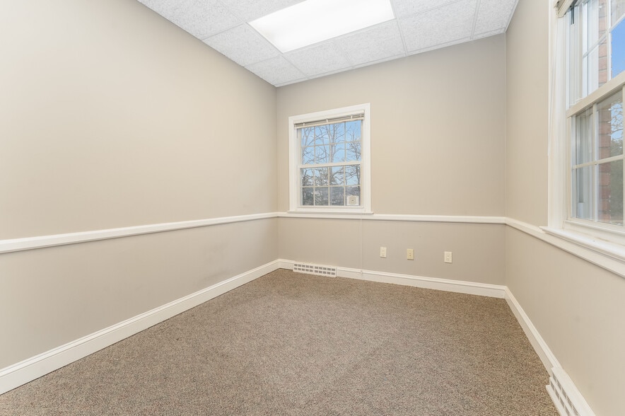 More Photos Of 16 Harrison St, Clinton Township Office Residential For Sale