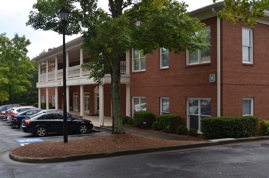 More Photos Of 1215 Hightower Trl, Atlanta Medical For Lease
