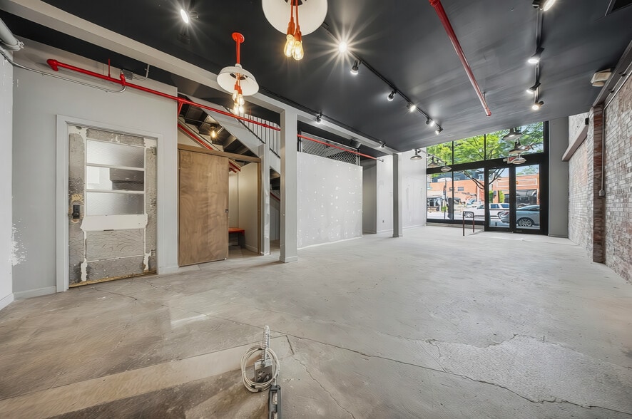 More Photos Of 783-793 N High St, Columbus Storefront For Lease