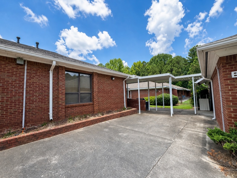 More Photos Of 847 New Hope Rd, Fayetteville Religious Facility For Sale