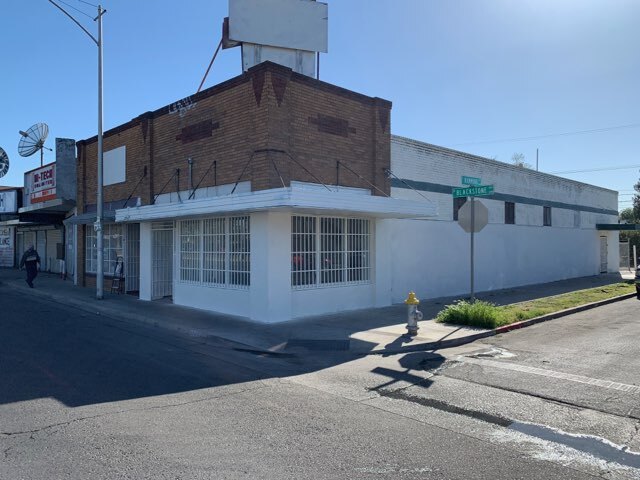 Primary Photo Of 1237 N Blackstone Ave, Fresno Storefront Retail Office For Lease